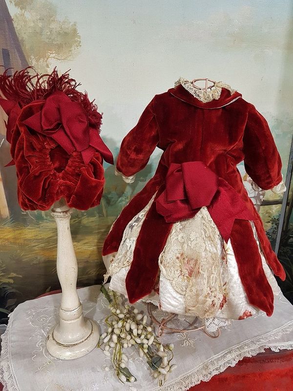 ~~~ Pretty French Bebe Costume with Bonnet ~~~