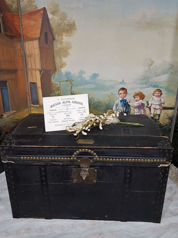 Very rare Poupee Trunk by Maison Alph. Giroux Familie ...