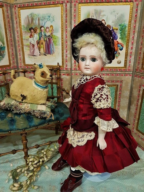 ~~~ Beautiful Bisque Bebe for the French Market / 1885 ~~~