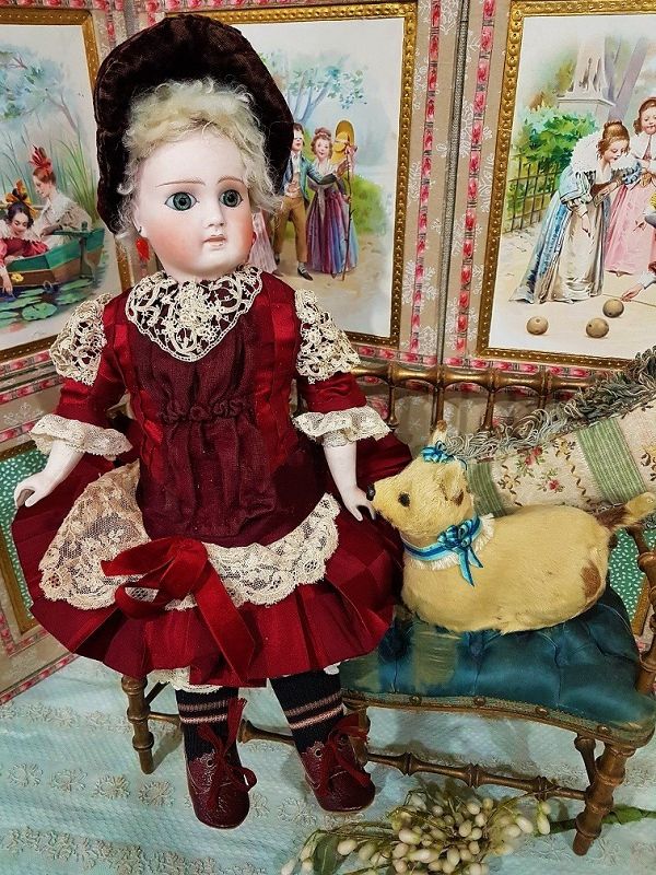 ~~~ Beautiful Bisque Bebe for the French Market / 1885 ~~~