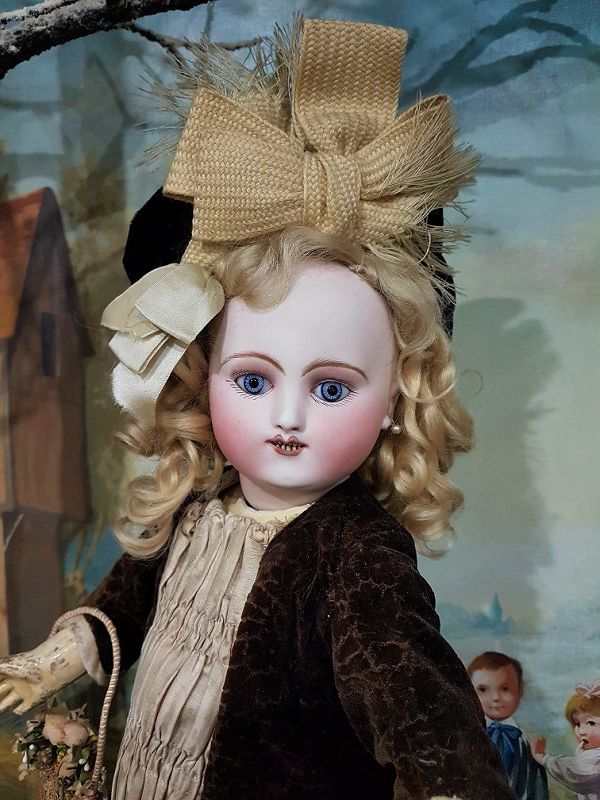 Rare Early Period French Bisque Bebe Steiner in original Condition