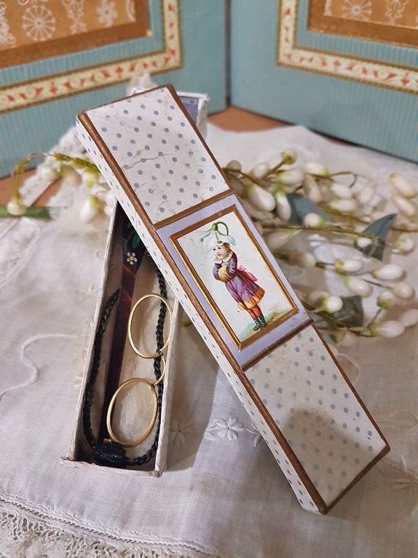 ~~~ Pretty Antique French Poupee Lorgnette in Box ~~~