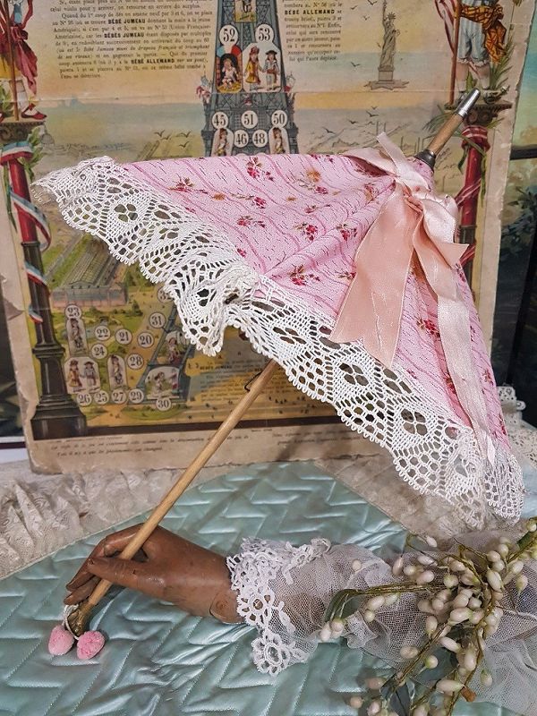 Beautiful Maison Jumeau Bebe Parasol With Dog Handle Item