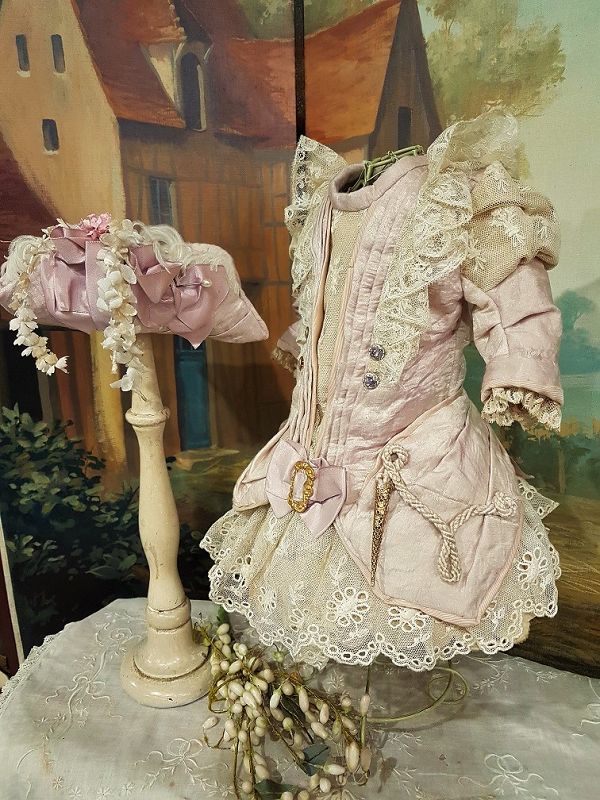 ~~~ Beautiful French Silk Spring Costume with Three Corner Bonnet ~~~