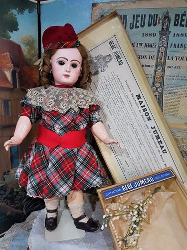 Rare all original Bisque Bebe by Jumeau with Lever Eyes in Store Box