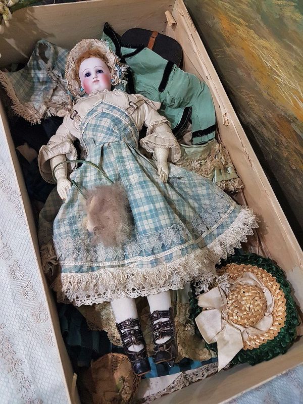 Stunning French Poupee from "Au Nain Bleu" Paris Doll Shop & Trousseau