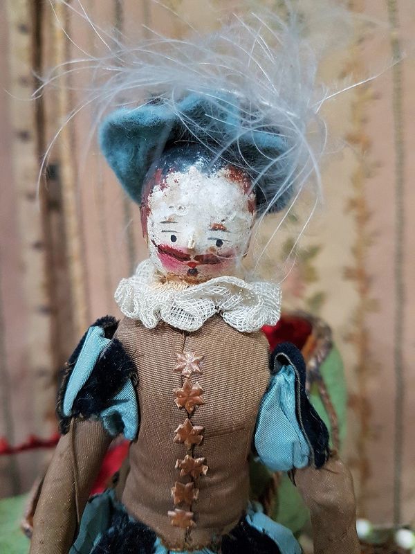 1830 Rare Early Grodnertal Wooden Doll with superb Original Costume