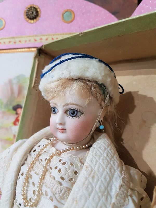 14&quot;  French Teenager Poupee by Maison Jumeau in Original Condition