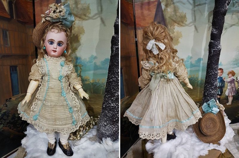 Lovely French Bisque Bebe Mascotte in original Condition