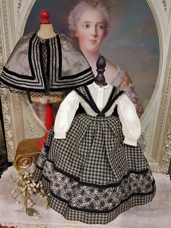 Exquisite antique Enfantine Costume for little Rohmer