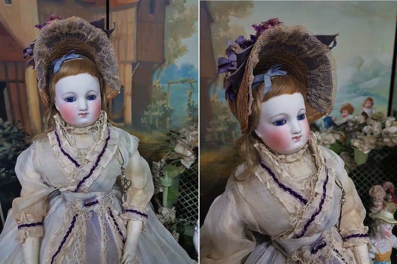 Huret Era 1858th. French Poupee by Blampoix in original Gown