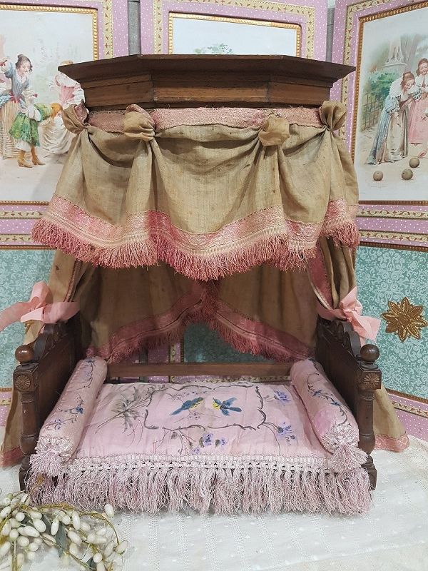 Rare early 19th. century French Poupee Day Bed with Lavish Fittings