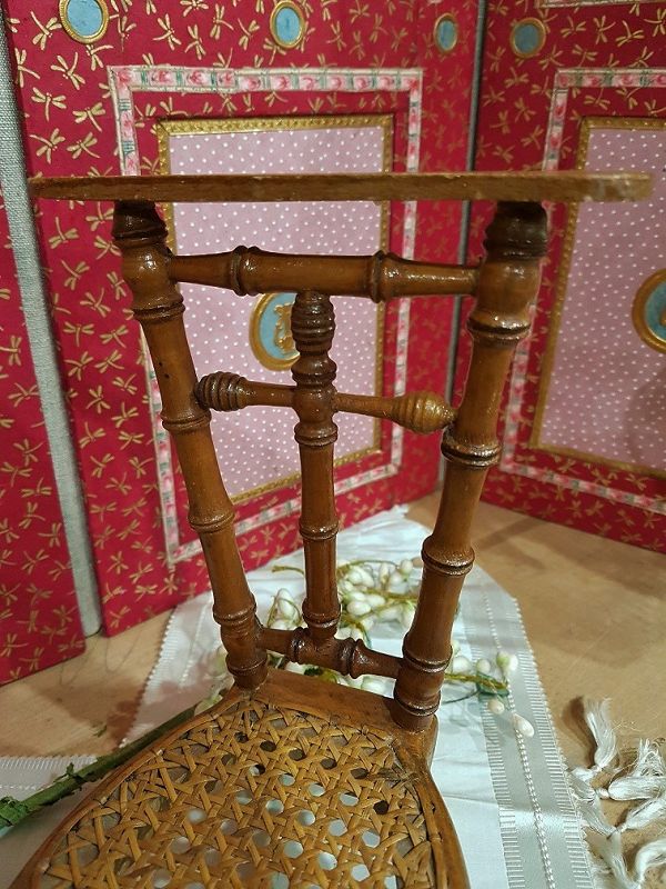 Rare Bamboo Wooden Prayer Doll´s Chair / France circa 1885