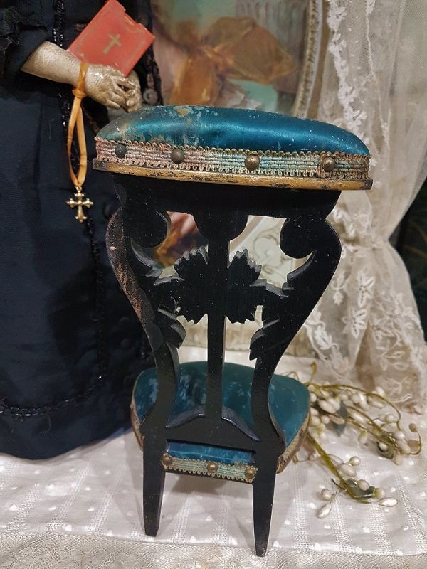 Rare antique Wooden Prayer Doll´s Chair / France circa 1865/70th.