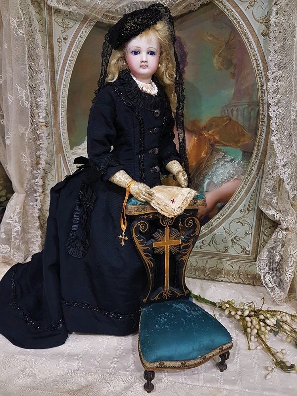 Rare antique Wooden Prayer Doll´s Chair / France circa 1865/70th.