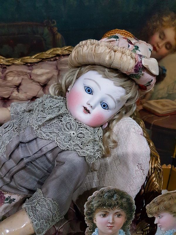 Rare French Bisque Moon Face Bebe Steiner / circa 1875th.