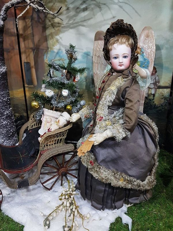 Fabulous Costumed French Poupee by Maison Jumeau ...