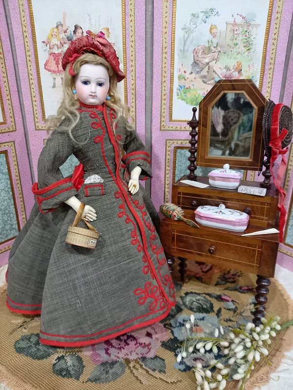Lovely all original French Poupee / France circa 1868th.