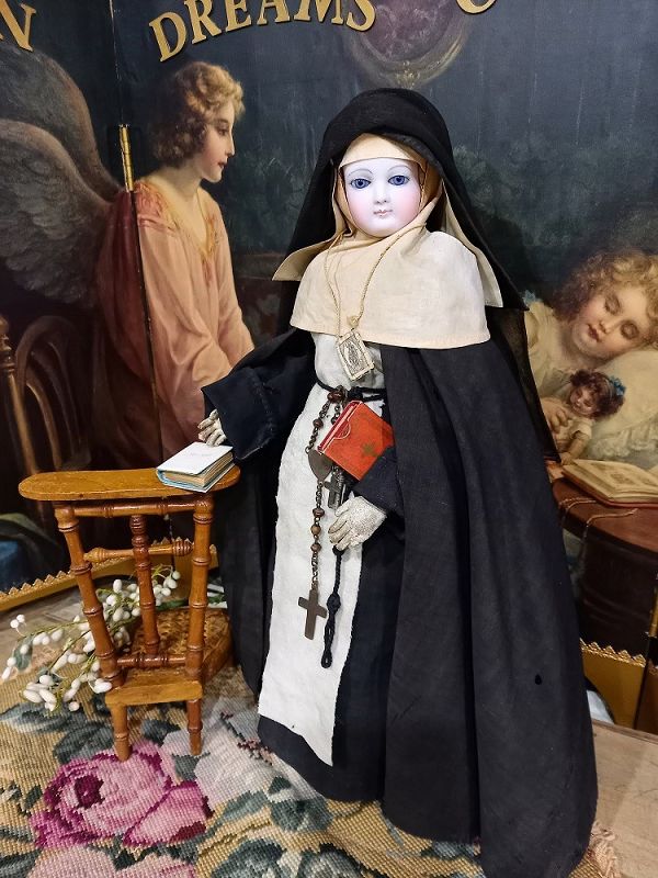 Rare original French Bisque &quot; Nun&quot; Poupee in original Costume