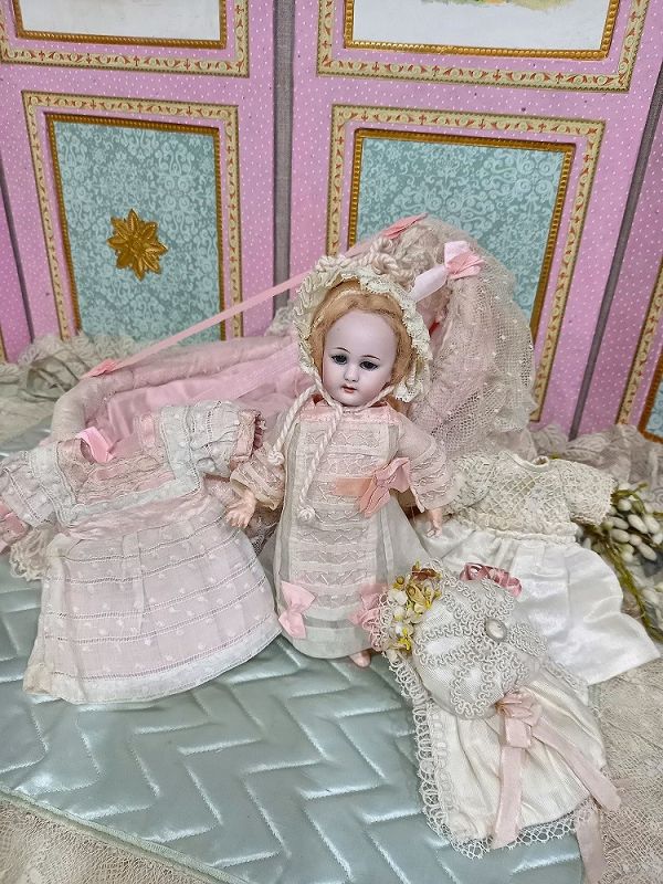 Darling 7 &quot; tiny DEP Bebe with Trousseau &amp; Bed for French Market