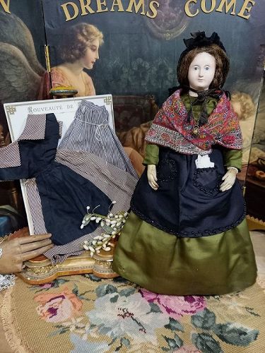 Pretty French Paper Mache Poupee for the French Market & Extra Gown