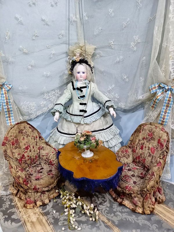 Early lovely French Doll´s Salon Furnishing for Poupee or Bebe