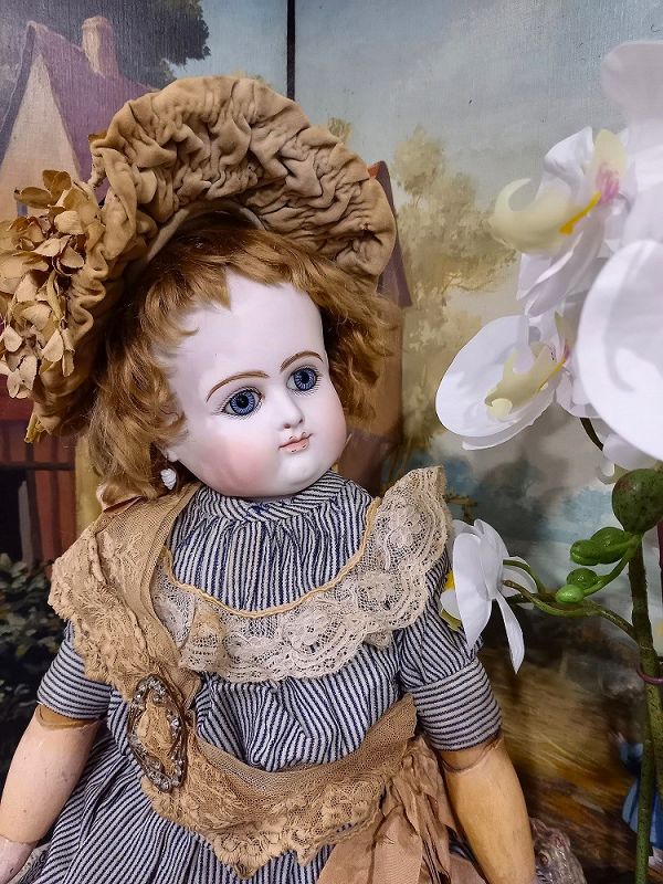 Stunning French Bisque Bebe by Petit et Dumoutier