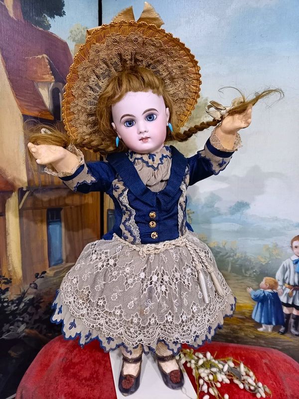 Gorgeous French Bisque Bebe by Emile Jumeau size 8