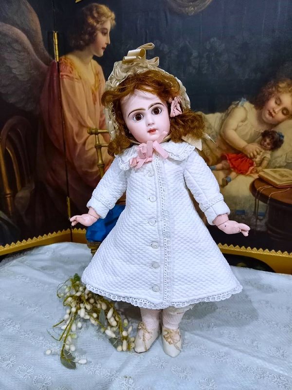 Rare size 4 French Bebe Jumeau with sweet expression