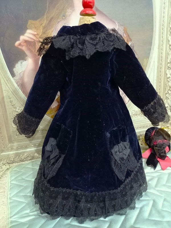 Pretty French early Poupee Jacket with Bonnet / 1860th.