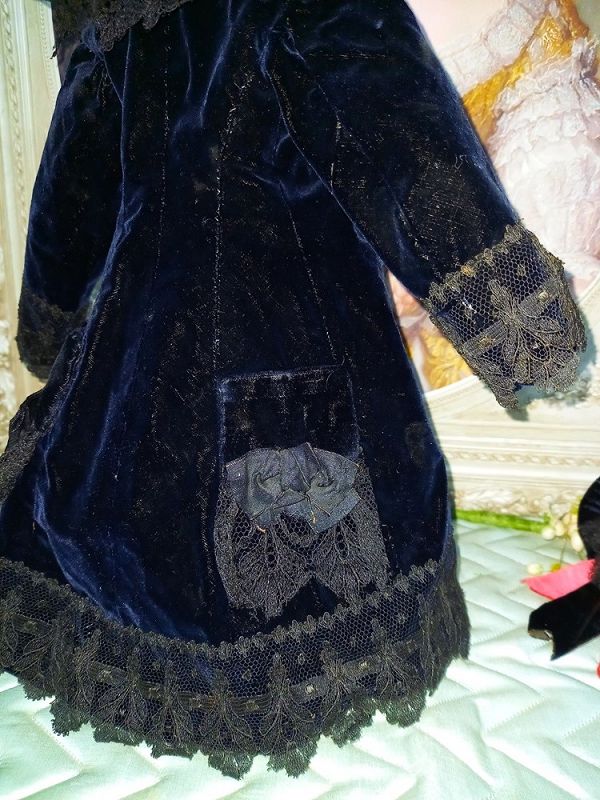 Pretty French early Poupee Jacket with Bonnet / 1860th.