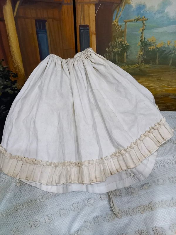 Lovely French Enfantine Poupee Muslin Gown for Huret , Rohmer 1860th.