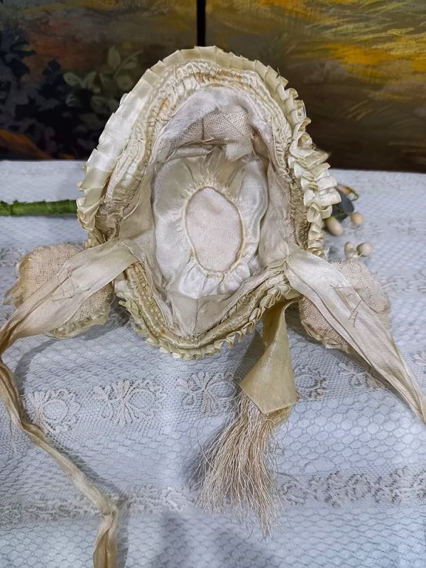 Rare early 1860th. Fancy silk Bonnet by Mlle. Bereux 1860th.