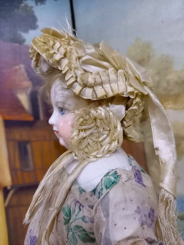 Rare early 1860th. Fancy silk Bonnet by Mlle. Bereux 1860th.