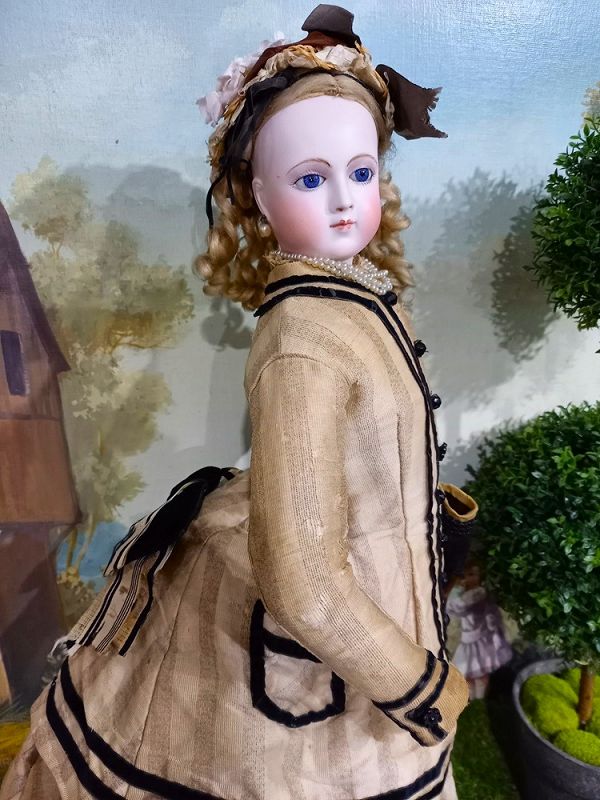 Unusual Facial expression French Bisque Poupee