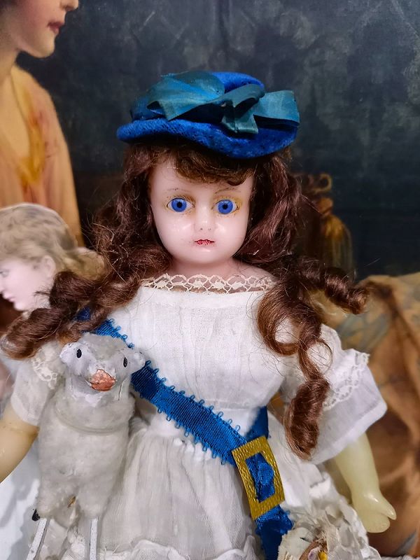 Lovely poured Wax Child  &quot; Susi and her little Lamb &quot;