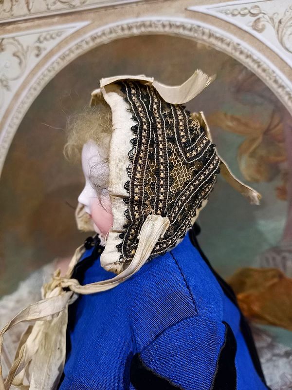 Lovely Huret era Bonnet from France circa 1860 / Mlle. Bereux