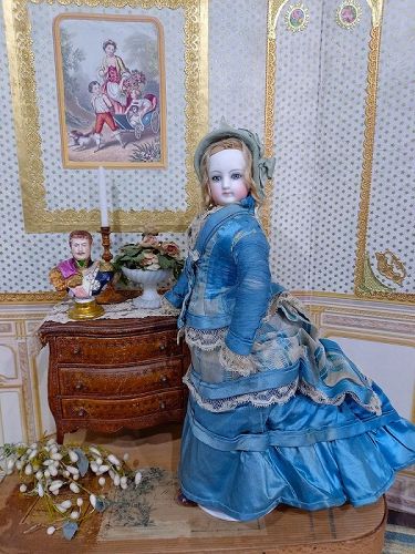 Antique French Dolls and Couture Doll Clothes by WhenDreamsComeTrue Doll-Shop  online catalog