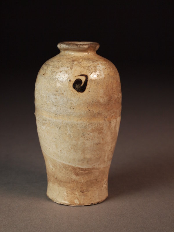 Chinese Cizhou mini meiping vase
