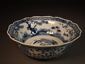 Japanese Imari porcelain blue / white bowl