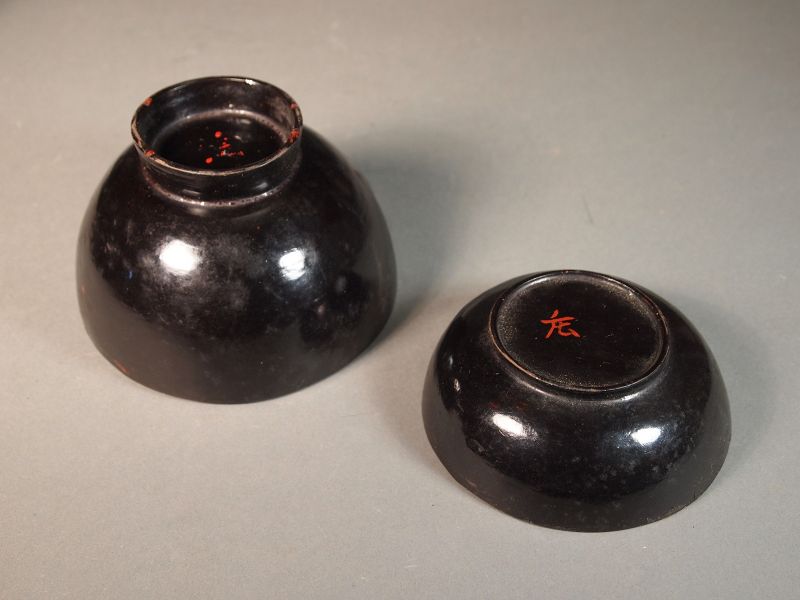 Japanese mingei lacquer lidded bowls (4)