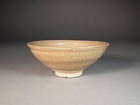 Chinese celadon bowl