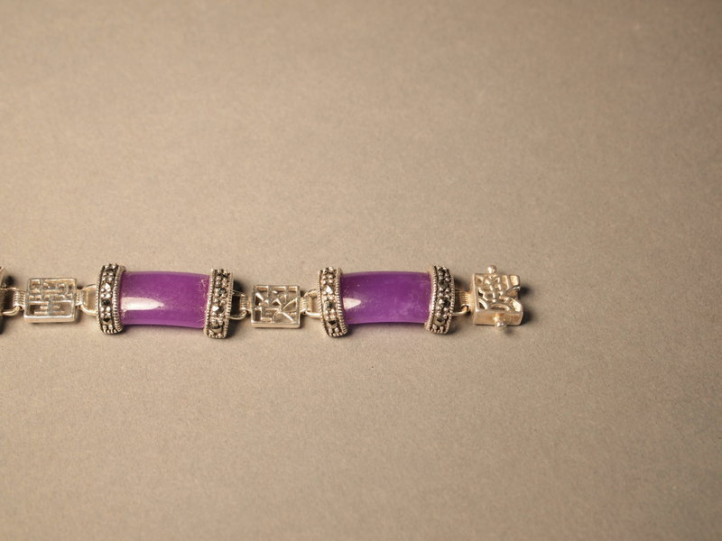 Chinese lavender jade and silver bracelet