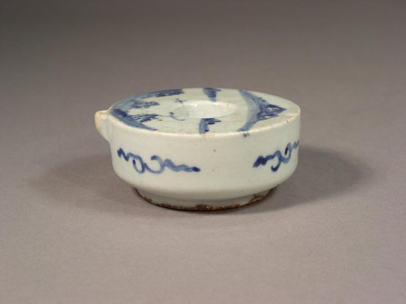Korean blue and white porcelain ring water dropper