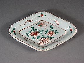 Japanese porcelain dish with floral design