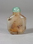 Chinese snuff bottle with stopper
