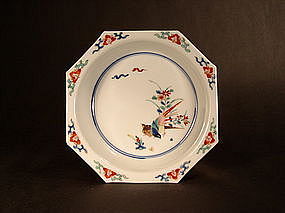 Japanese Kakiemon enameled porcelain dish