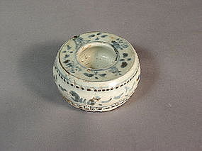 Chinese blue/white porcelain drumform water pot/weight