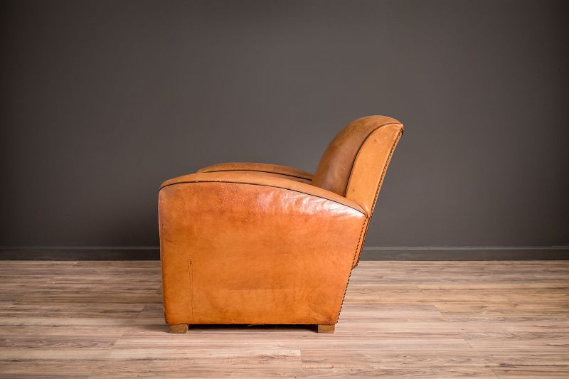 Slope Saintes Solo Leather French Club Chairs