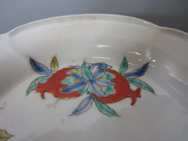 Pair of Japanese Kakiemon Porcelain Dishes